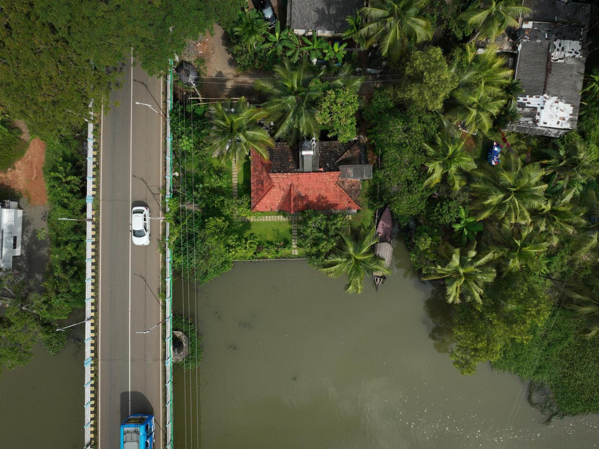 Affittacamere Little Chembaka Kumarakom Esterno foto